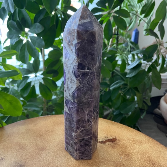 Chevron Amethyst Obelisk Tower - Picture 1 of 8
